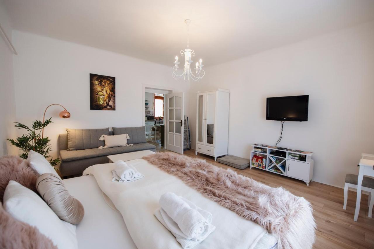 Heart Of Pecs Apartman Free Parking Zewnętrze zdjęcie